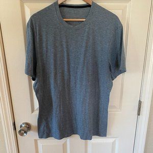 Lululemon Men’s Blue-Grey Short Sleeve T (Large)